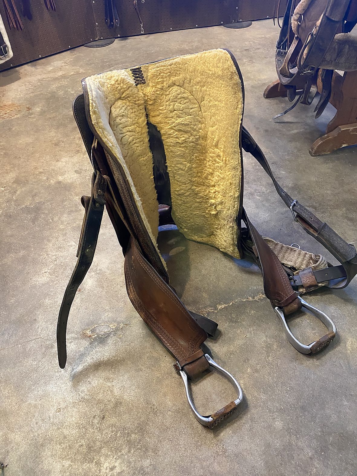 Custom J&S 16 1/2" tree Cutting Saddle Cutting Horse Central