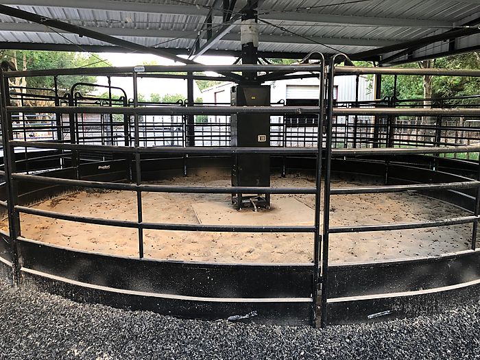 Priefert Free Flow 4Horse Walker Performance Horse Central